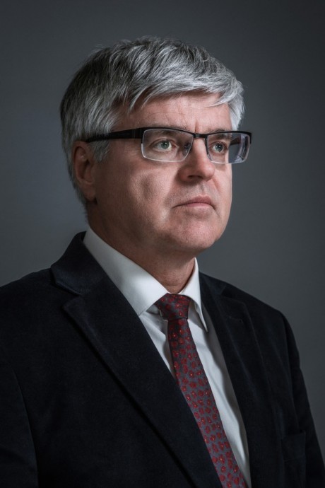 Portrait Svetlobne iluzije Urban Stebljaj Samo Hribar Milic portret