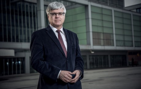 Portrait Svetlobne iluzije Urban Stebljaj Samo Hribar Milic portret